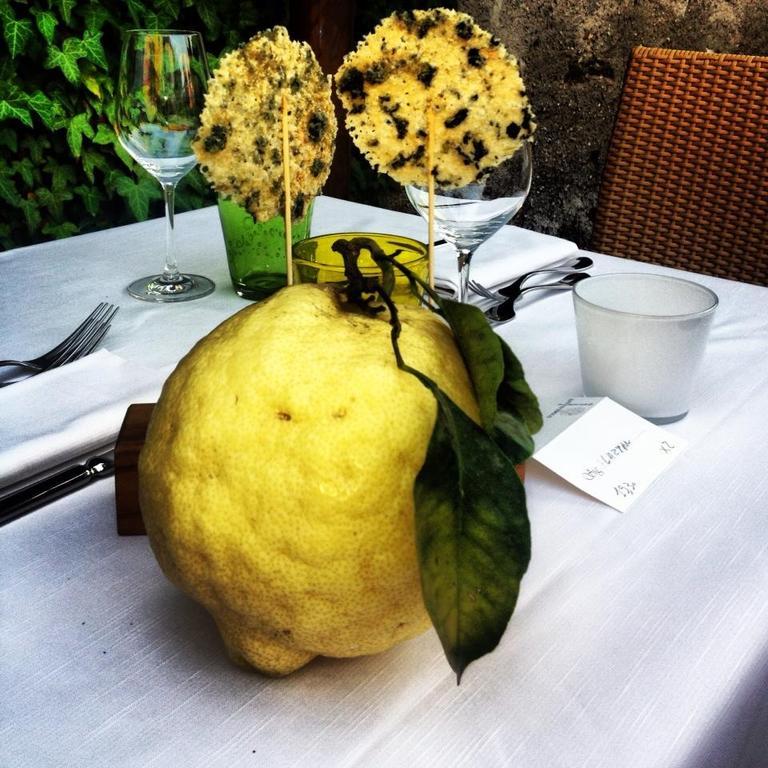 Antico Brolo Bed & Breakfast *