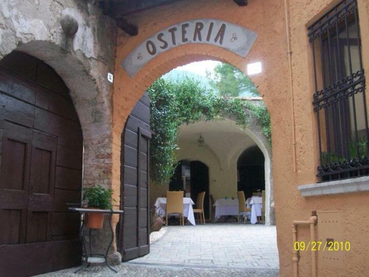 Antico Brolo Bed & Breakfast *